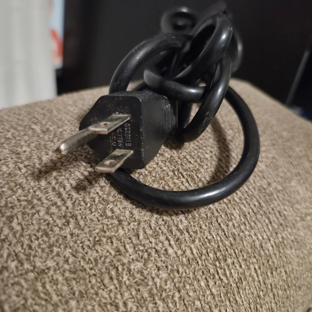 6' Long 3-Prong NEMA 5-15P To IEC C13 Universal AC Power Cable